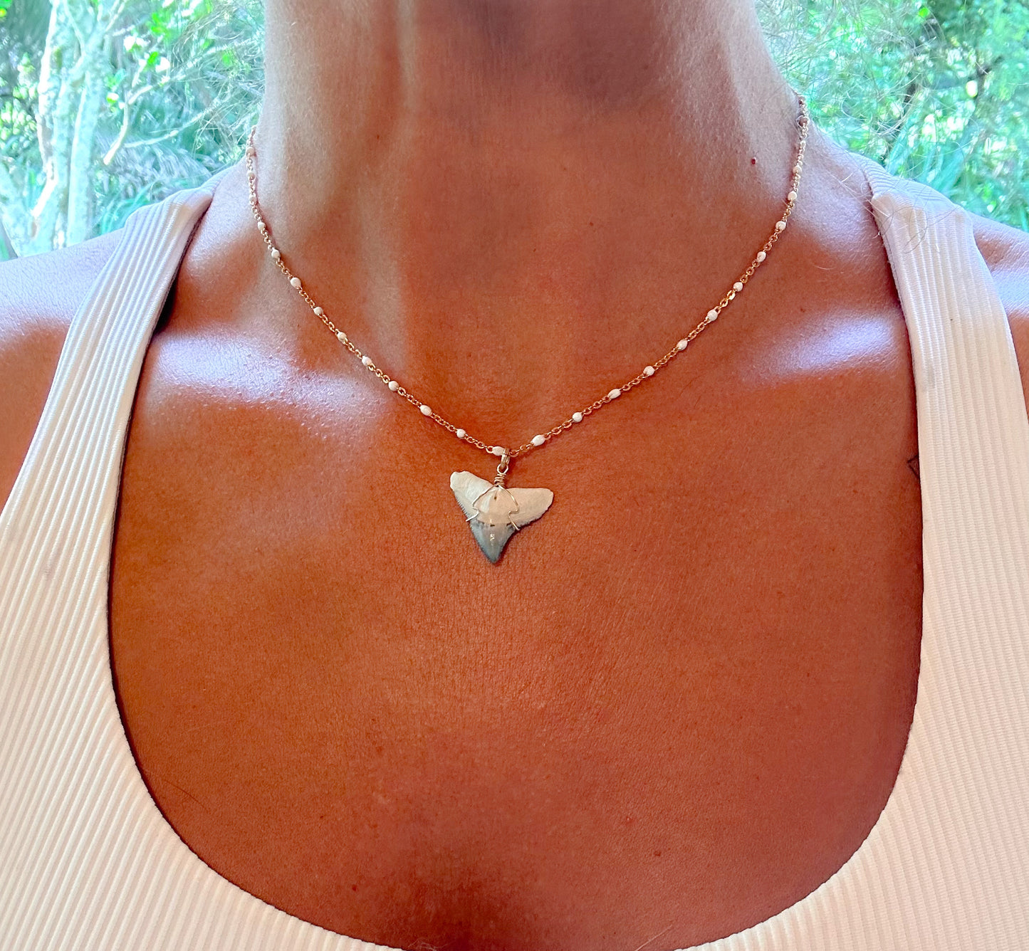 Iwi Necklace- BV white